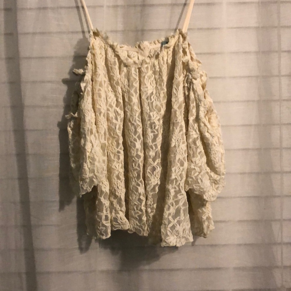 Urban Outfitters Flowy Lace Fop